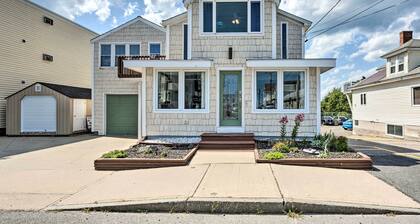 Sun-soaked Coastal Cottage w/ Deck + Walk to Beach