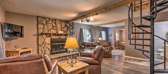 Rustic Ruidoso Cabin w/ Large Deck & Grill!