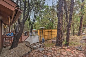 Interior - Rustic Ruidoso Cabin w/ Large Deck & Grill! (Ruidoso)