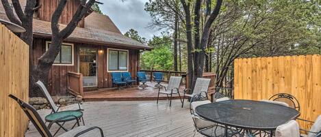 House (4 Bedrooms) | Front of property