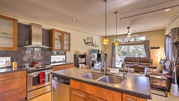 Nhà (2 Bedrooms) | Nội thất