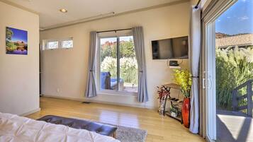 House (2 Bedrooms) | Bahagian dalam