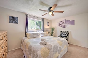 5 bedrooms, iron/ironing board, bed sheets - Pet-friendly Home w/ Private Yard & Ideal Location (Westminster)