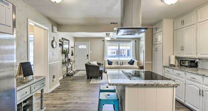 1 Mi to At&t Stadium: Downtown Arlington Home