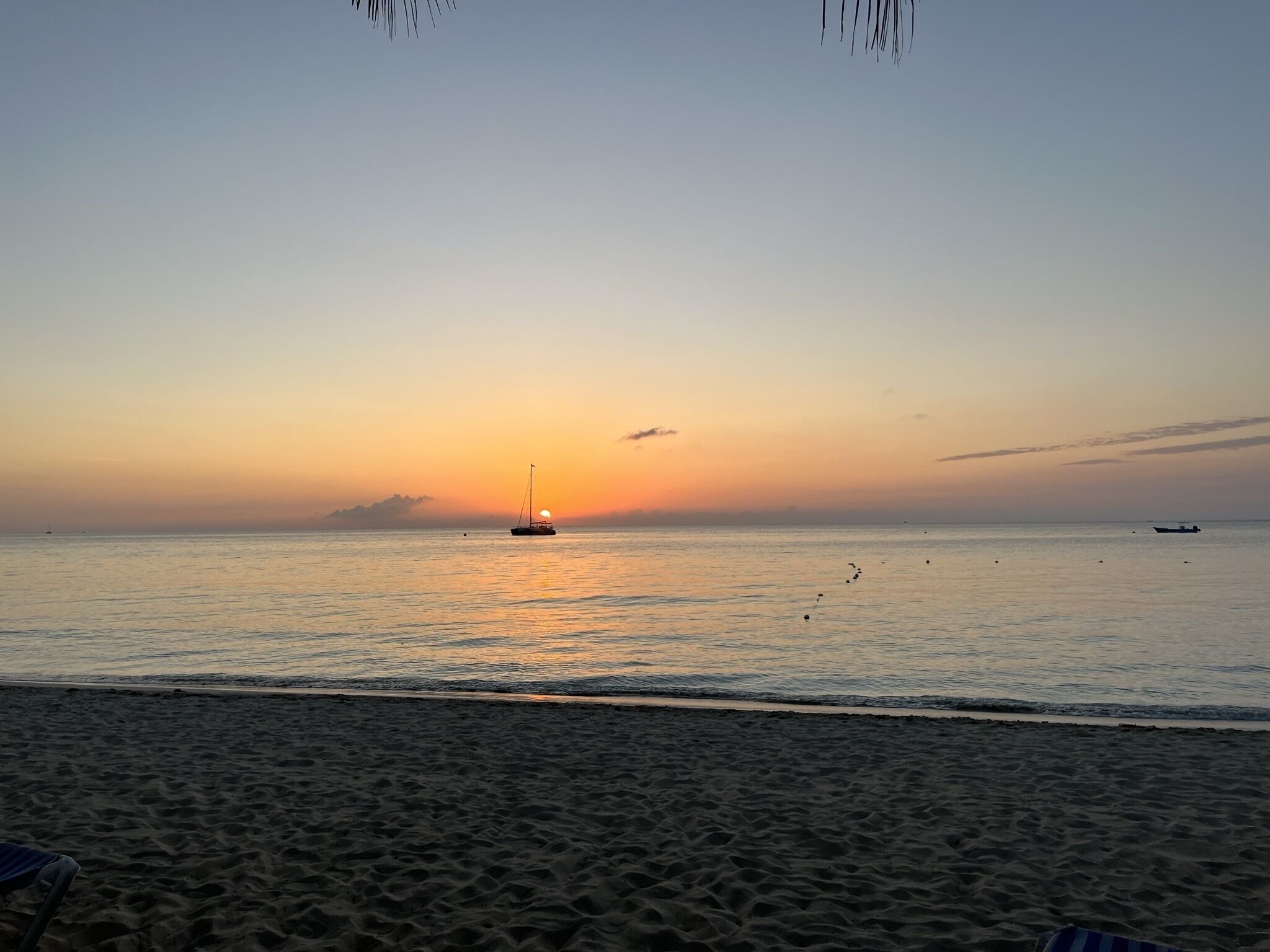 Seacret Studios - Cozy Jamaican Retreat Apts by Redawning