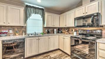 Rumah (3 Bedrooms) | Interior