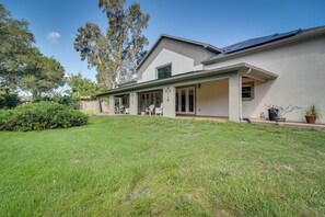 Interior - St Petersburg Getaway - 5 Mi to Tropicana Field! (St. Petersburg)