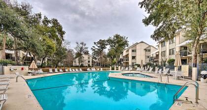 Walk to Beach: Hilton Head Island Tennis Retreat!