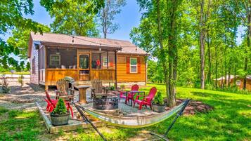 House (2 Bedrooms) | Front of property