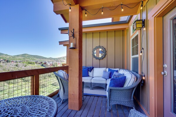 Apartment (3 Bedrooms) | Interior - Mountain-view Condo ~ 9 Mi to Park City Skiing (Heber City)