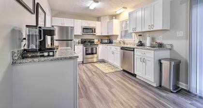 Charming Southern Pines Abode - Walk to Dtwn!