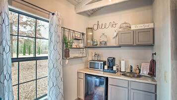 Apartment (1 Bedroom) | Interior