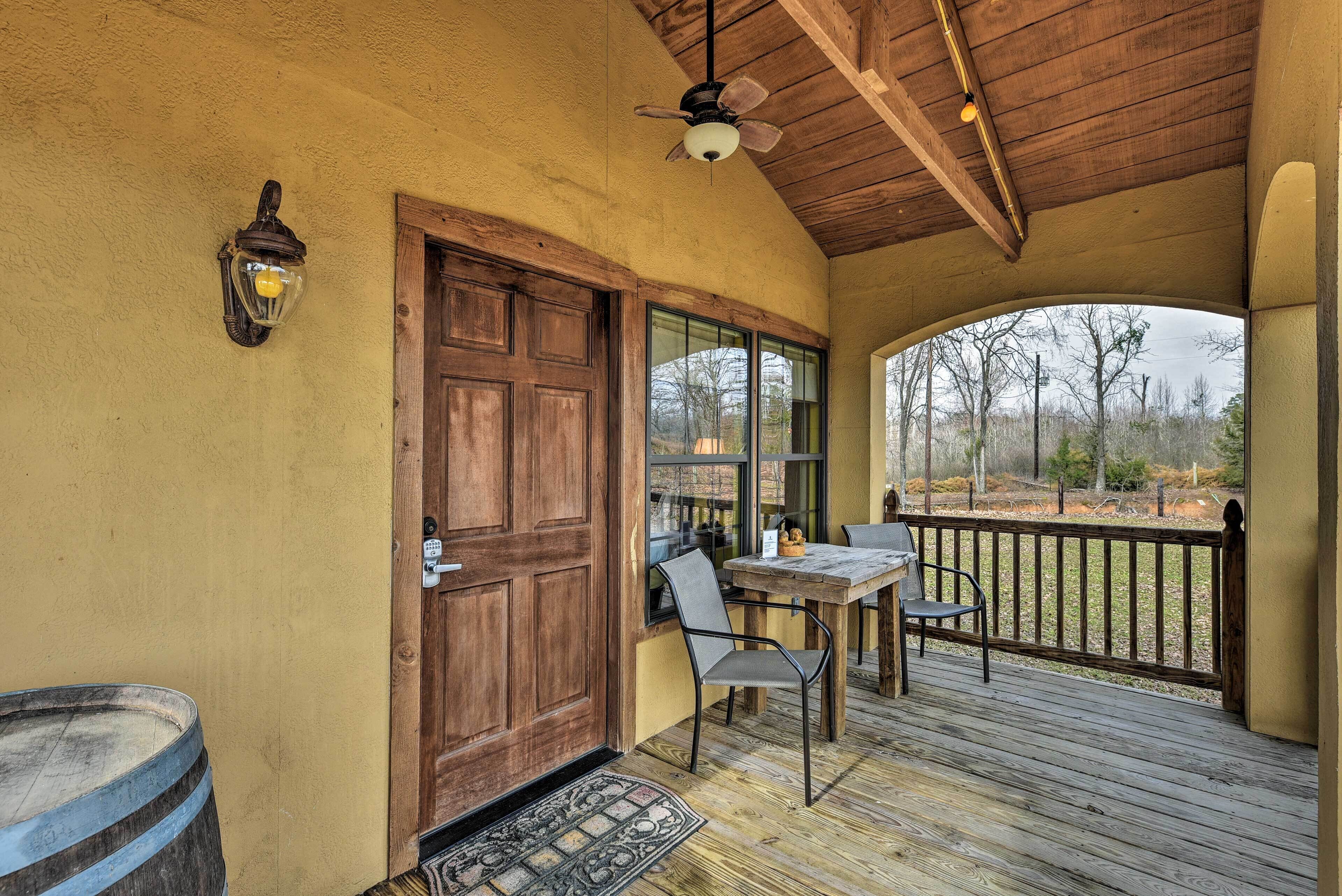 Apartment (1 Bedroom) | Interior