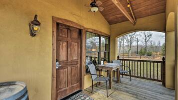 Apartment (1 Bedroom) | Interior