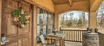 Blue Jay Cottage' - Pittsburg Studio on Winery!