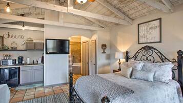 ุดูุฉ (1 Bedroom) | ุงูู
ูุดุฃุฉ ู
ู ุงูุฏุงุฎู