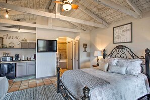 Apartment (1 Bedroom) | Interior