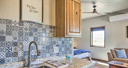 Cozy Elgin Casita w/ Gas Grill: Pets Welcome!