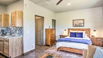 Apartment (0 Bedroom) | Interior