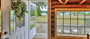 Historic Belfair Cabin Abode on the Hood Canal!