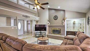 House (3 Bedrooms) | Front of property