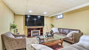 Rumah (4 Bedrooms) | Interior