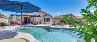 Patio + Fire Pit: Peoria Getaway Near Golfing!