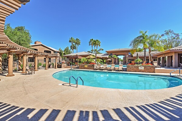 Interior - Resort Retreat in Paradise Valley / Kierland Area! (Scottsdale)