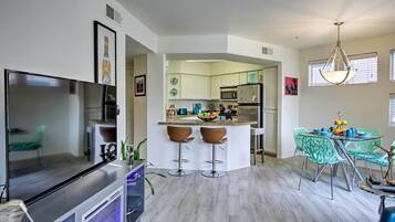 Apartment (1 Bedroom) | Interior