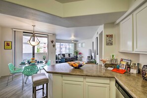 Apartment (1 Bedroom) | Interior - Modern Condo w/ Pool Access ~ 3 Mi to Dtwn Phoenix (Phoenix)