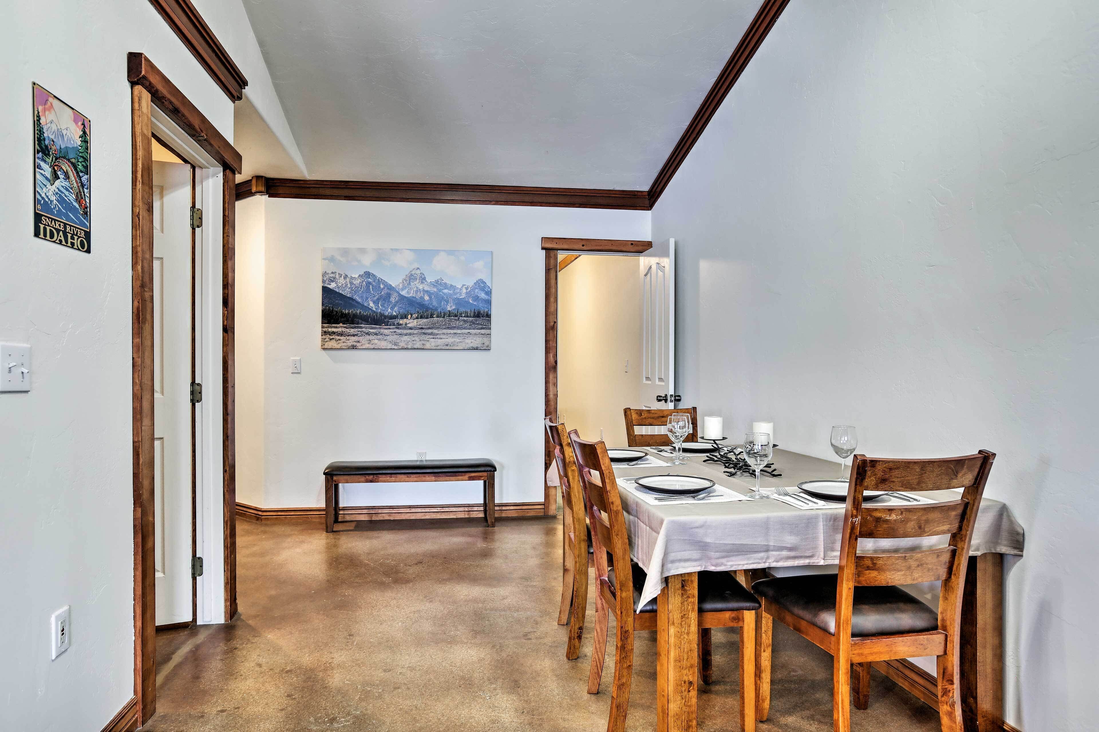 House (2 Bedrooms) | Interior