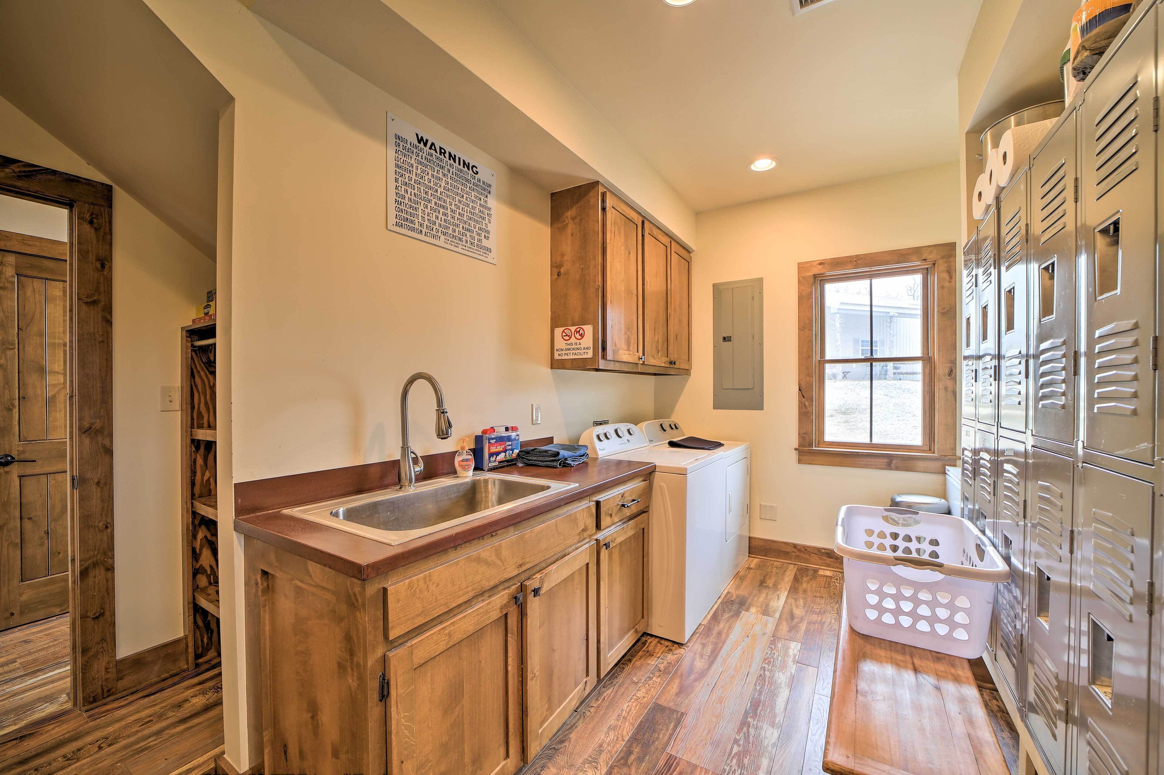 House (4 Bedrooms) | Interior