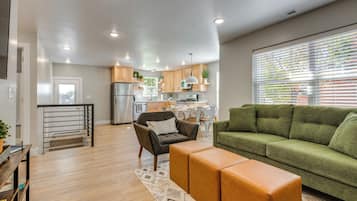 House (3 Bedrooms) | Front of property