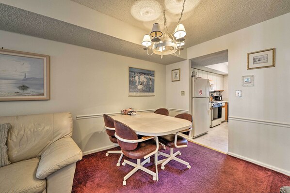 Interior - Townhome w/ Balcony < 1 Mi to Wildwood Crest Bch! (Wildwood Crest)