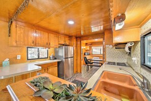 Cottage (2 Bedrooms) | Interior