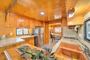 Cottage (2 Bedrooms) | Interior