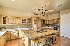 House (4 Bedrooms) | Interior - Mtn-view Home w/ Pool in Fountain Hills (Fountain Hills)