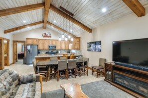 منزل (4 Bedrooms) | المنشأة من الداخل