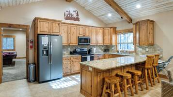 House (4 Bedrooms) | Interior