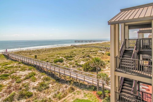 Fernandina Beach Condo w/ Pool & Beach Access!