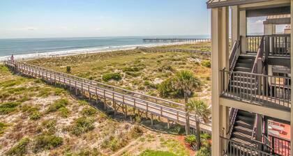 Fernandina Beach Condo w/ Pool & Beach Access!