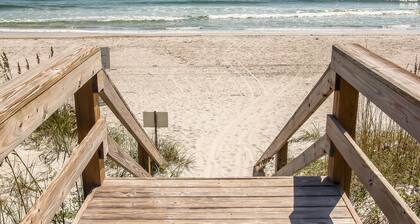 Fernandina Beach Condo w/ Pool & Beach Access!