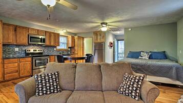 Apartment (0 Bedroom) | Interior