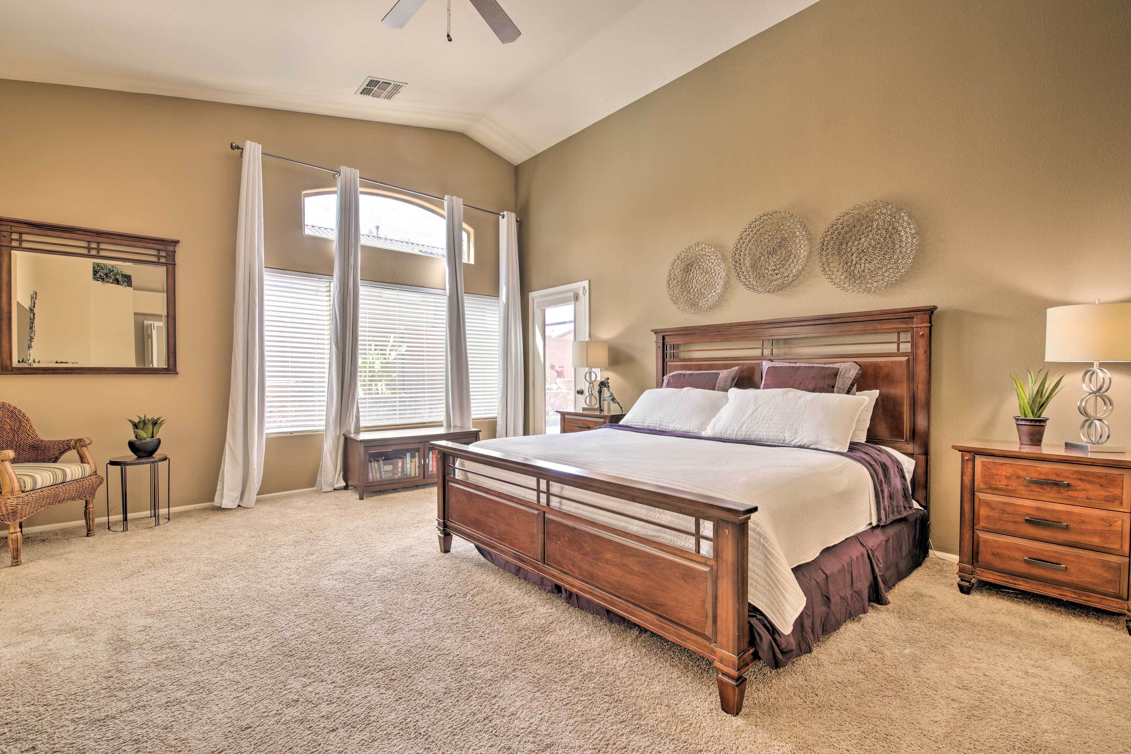 House (4 Bedrooms) | Interior