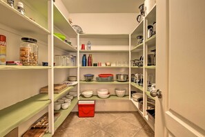 Interior - Chic Maricopa Getaway w/ Outdoor Oasis & Pool (Maricopa)