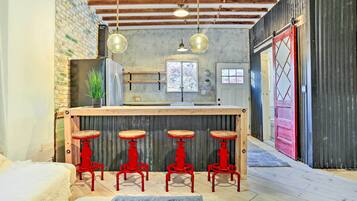 House (1 Bedroom) | Interior