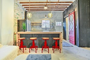 House (1 Bedroom) | Interior