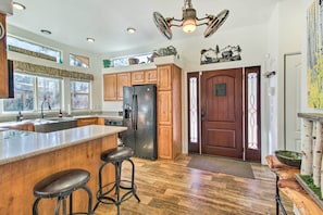 House (1 Bedroom) | Interior - Near Hiking: Cabin w/ Deck & Grill in Show Low (Show Low)