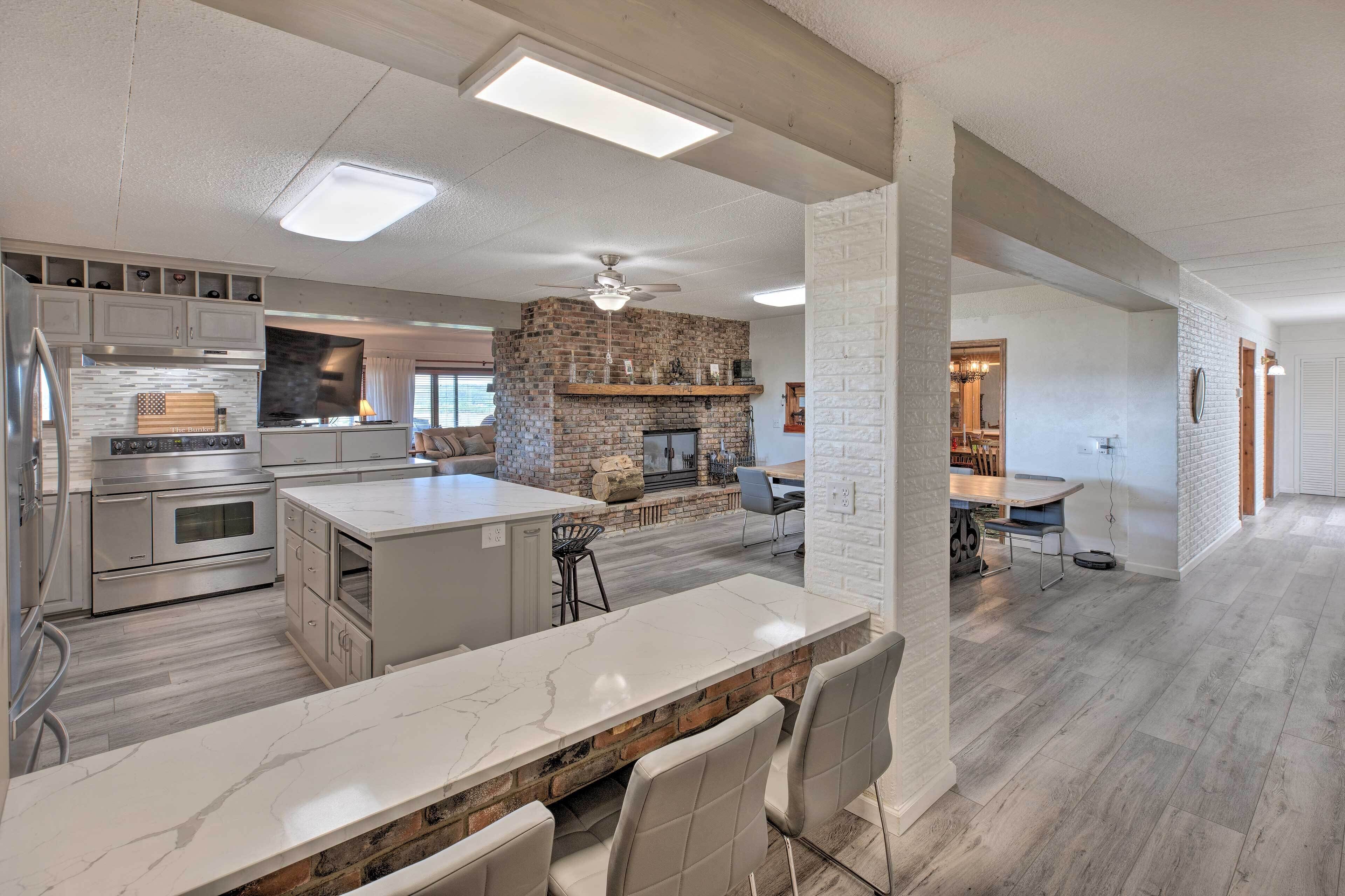 House (4 Bedrooms) | Interior