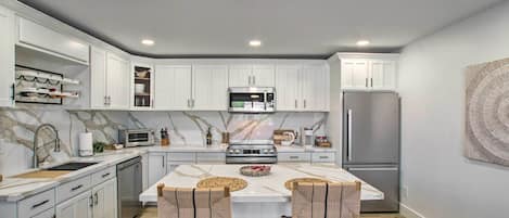 Apartment (1 Bedroom) | Interior